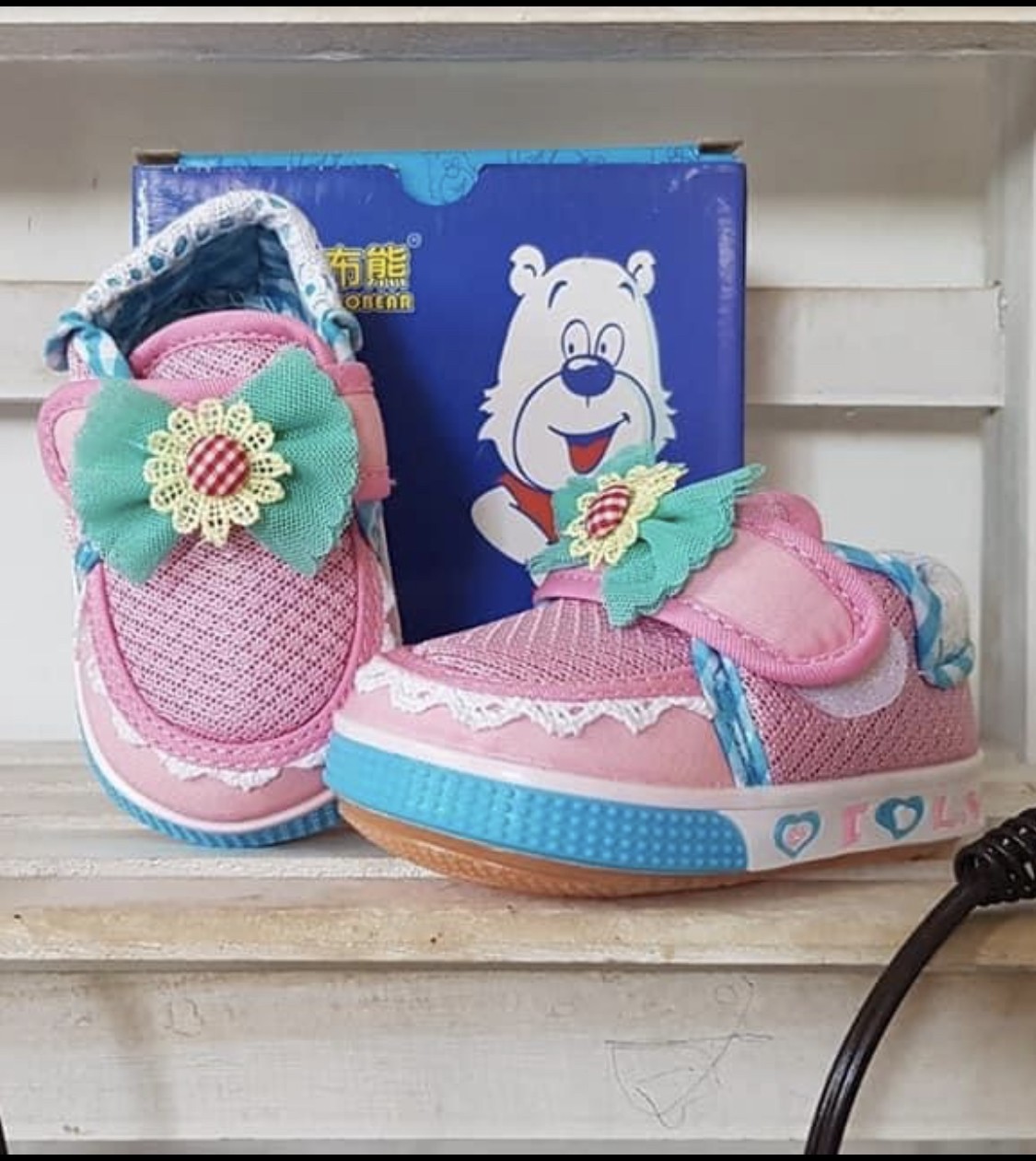 kids shoes